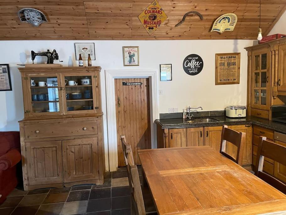 John The Mills Cottage Spahot Tub Private Beach Donegal Town Exterior photo
